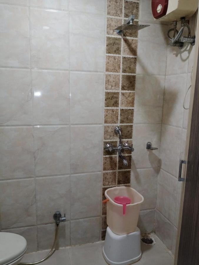 Hotel Chandrawali By Wb Inn Ballia Exterior foto