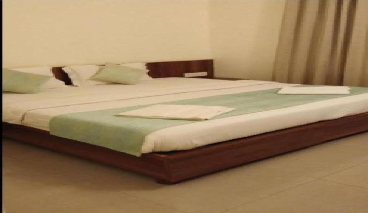 Hotel Chandrawali By Wb Inn Ballia Exterior foto